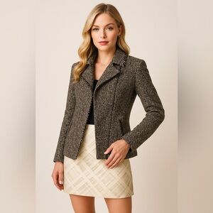 Akris Wool Blend Tweed Jacket
Size: US 8 (F 40, D 38)